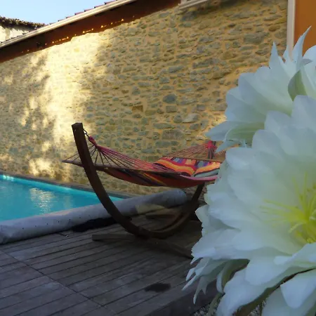 A Fleur D'eau Apartment *